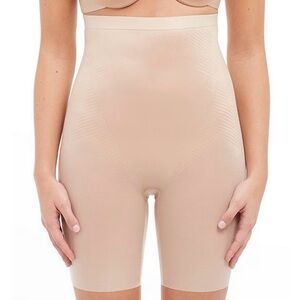 Spanx
Thinstincts 2.0 High-Waisted Mid Thigh Shorts; Size XL